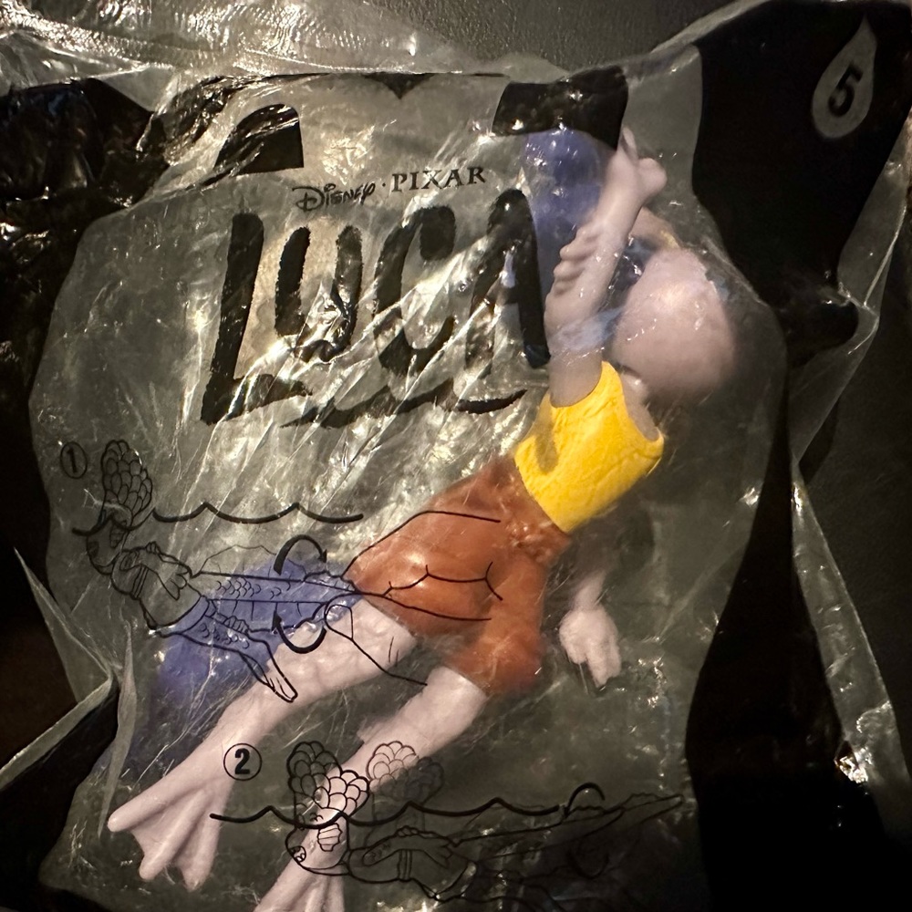 McDonald’s Happy Meal toy: Disney Pixar’s LUCA “Alberto Scorfano” #5 - Picture 2 of 2